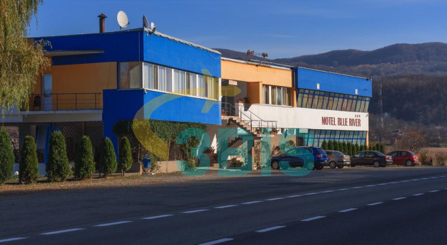 Motel Blue River